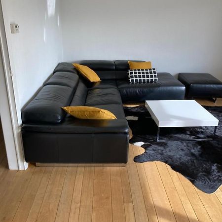 Lichtrijk Mooi Appartement Met Zicht Op Hof Van Roosendael Anversa Esterno foto
