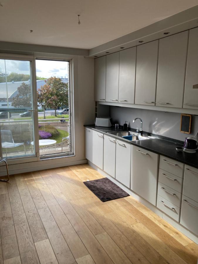 Lichtrijk Mooi Appartement Met Zicht Op Hof Van Roosendael Anversa Esterno foto