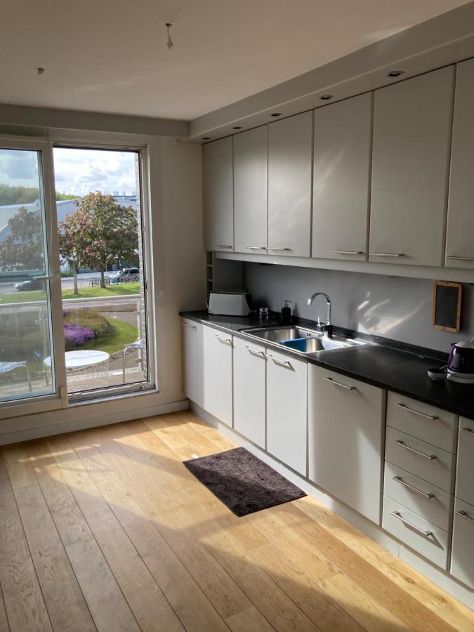 Lichtrijk Mooi Appartement Met Zicht Op Hof Van Roosendael Anversa Esterno foto
